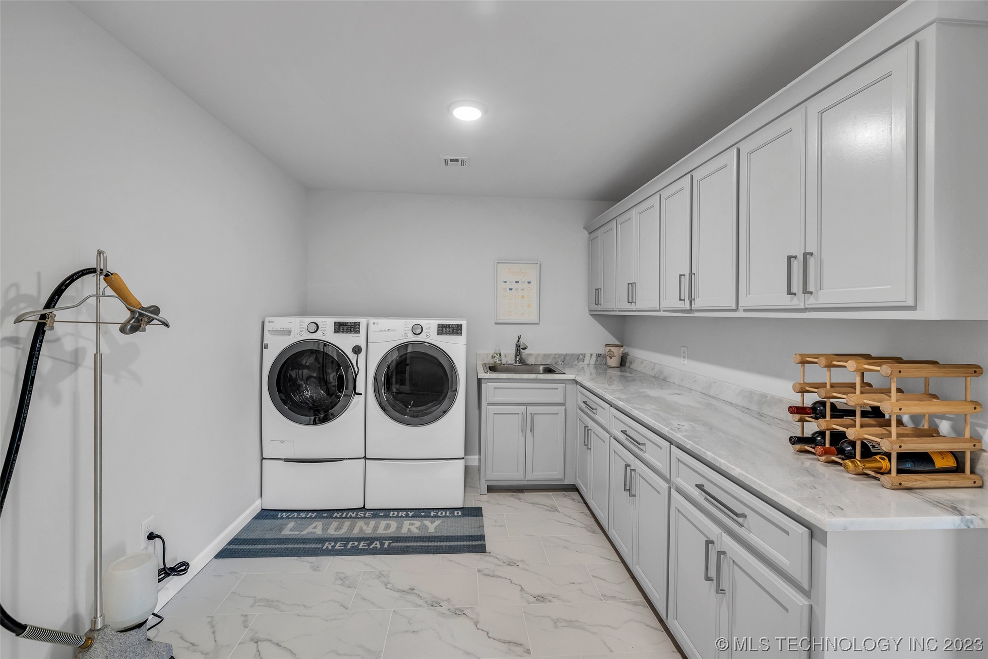 11408 S 215th East Avenue