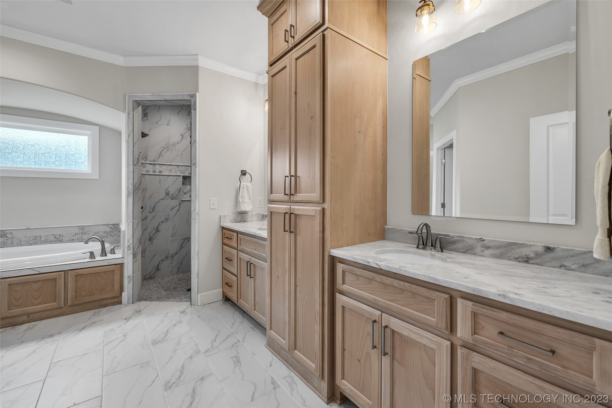 11408 S 215th East Avenue