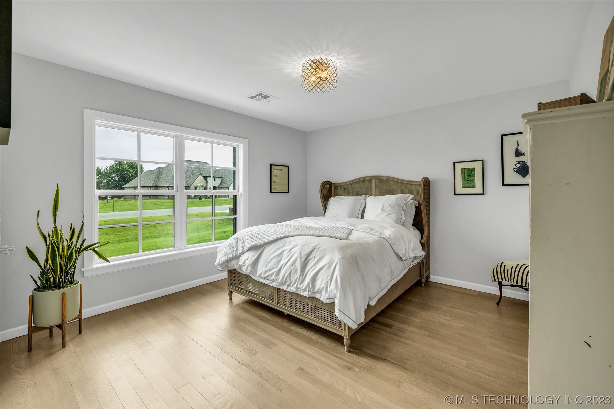 11408 S 215th East Avenue