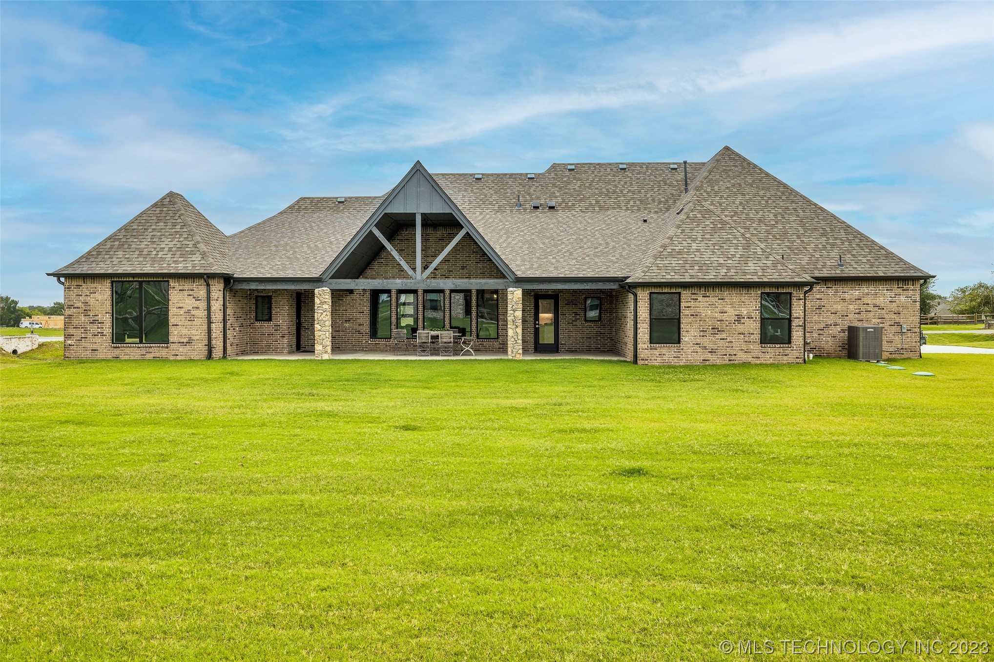 11408 S 215th East Avenue