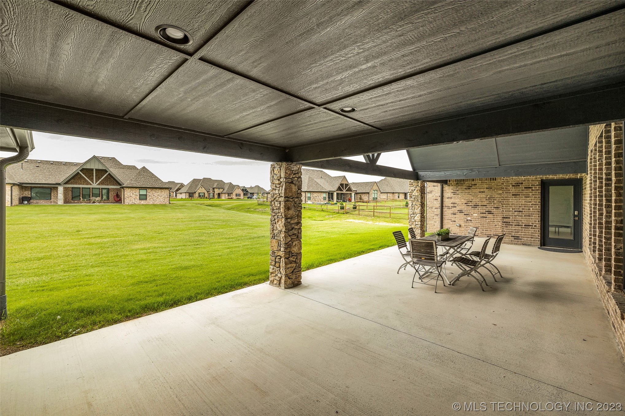 11408 S 215th East Avenue