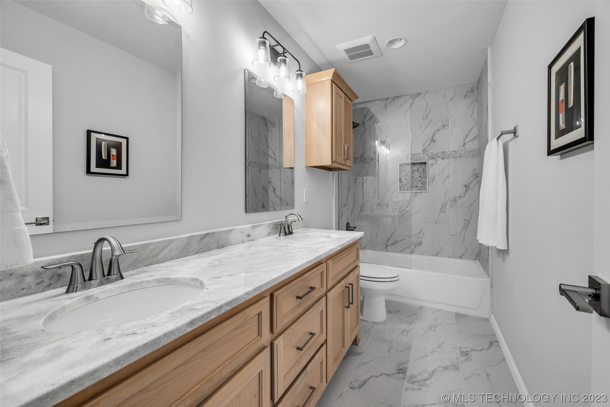 11408 S 215th East Avenue