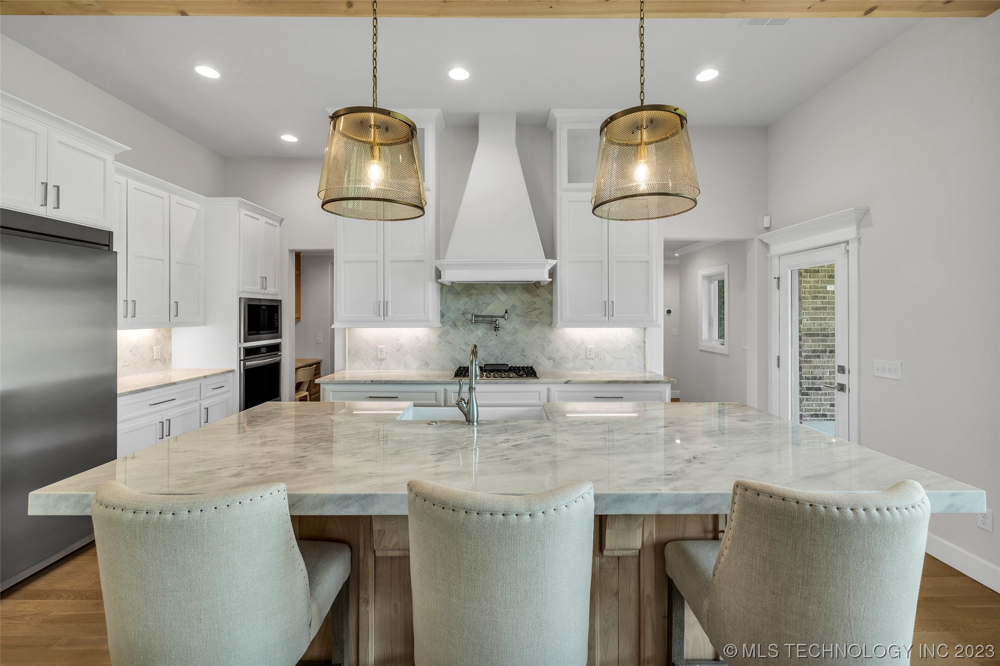 11408 S 215th East Avenue