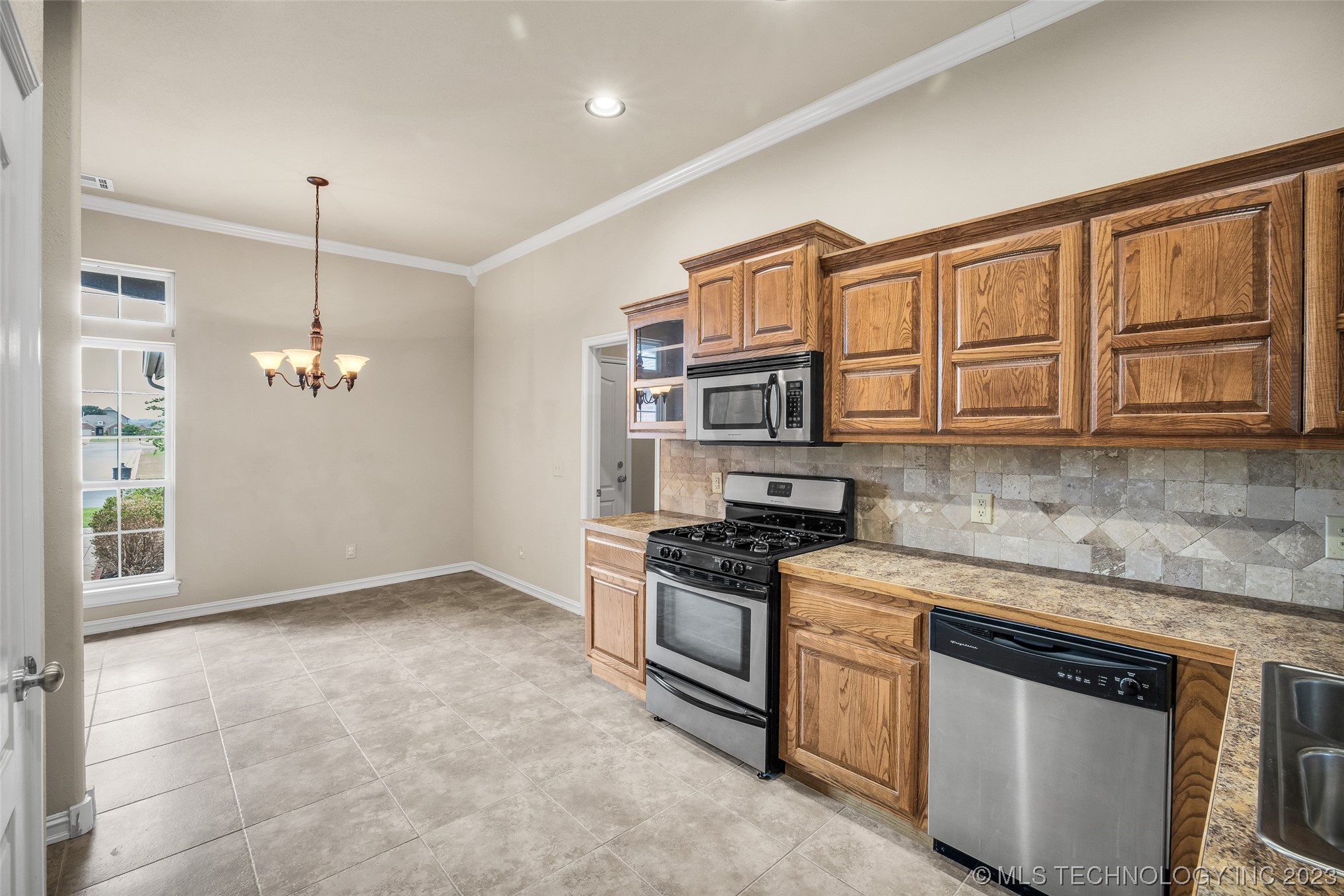 4901 S 190th East Avenue