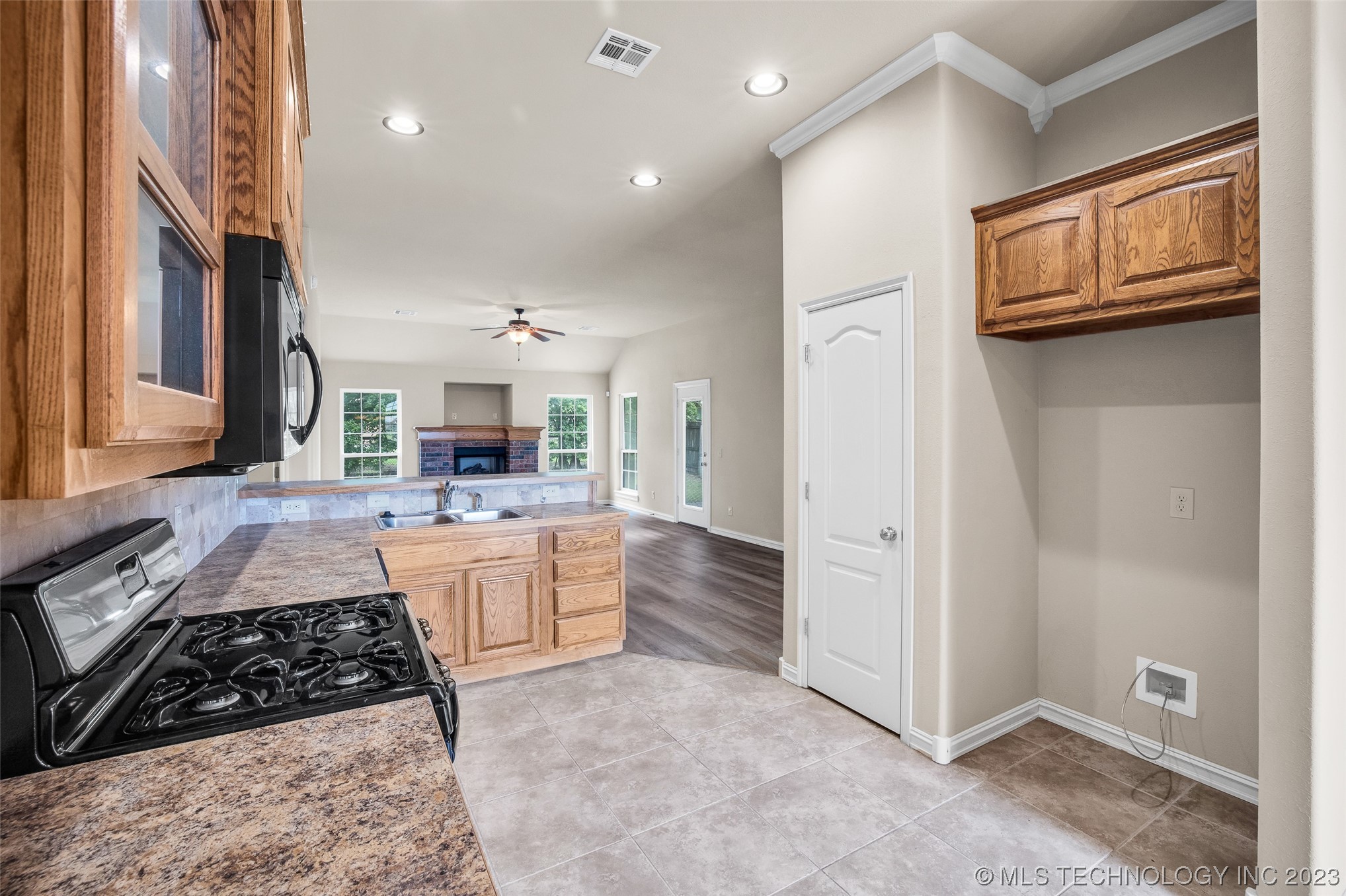 4901 S 190th East Avenue