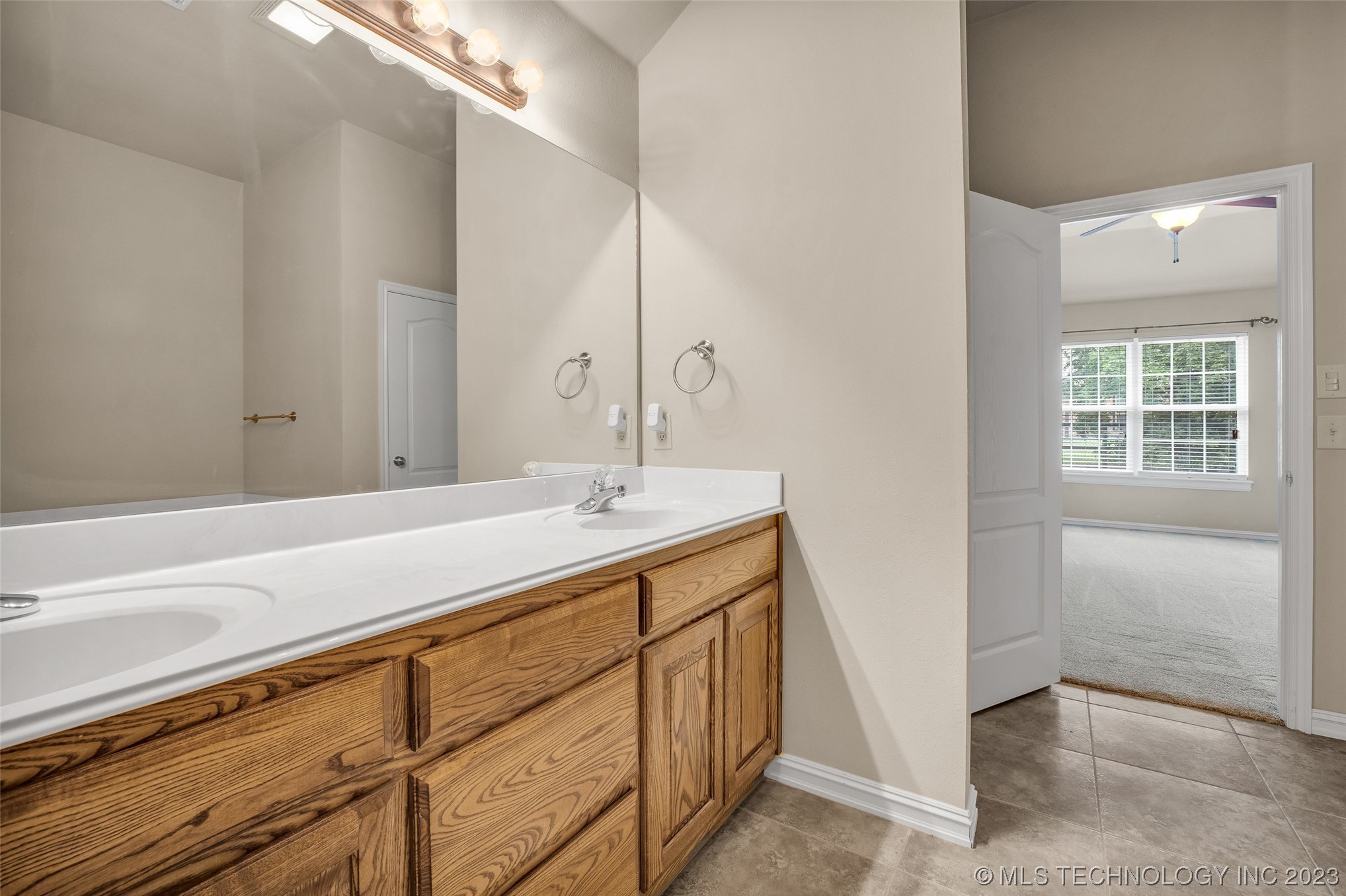 4901 S 190th East Avenue