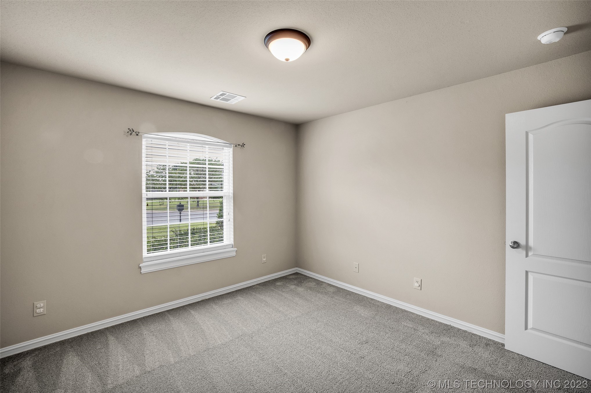 4901 S 190th East Avenue