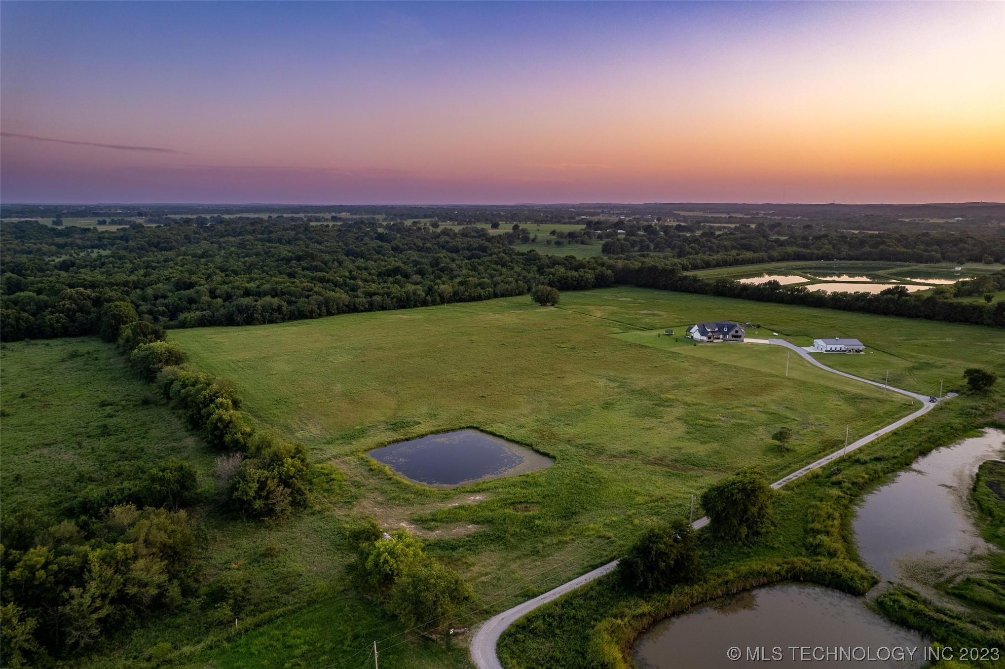 4550 W 201st Street S