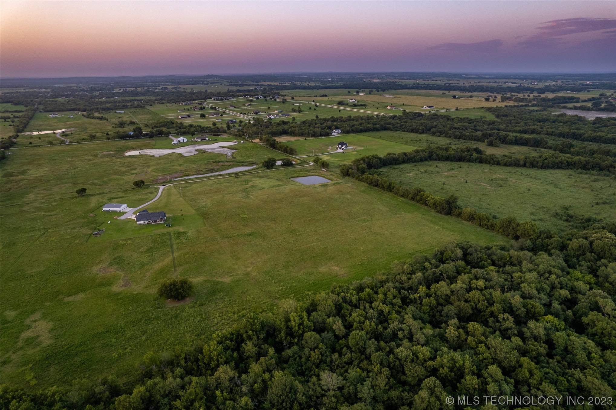 4550 W 201st Street S