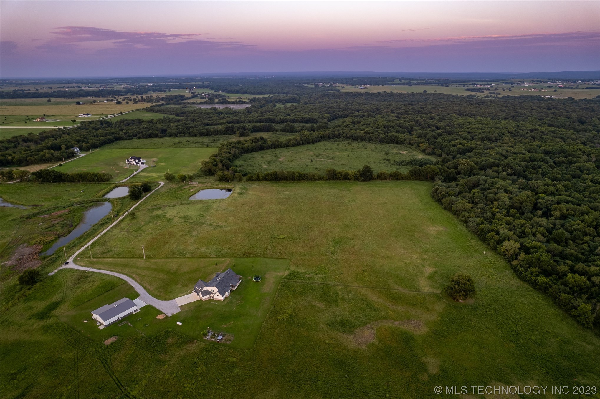 4550 W 201st Street S