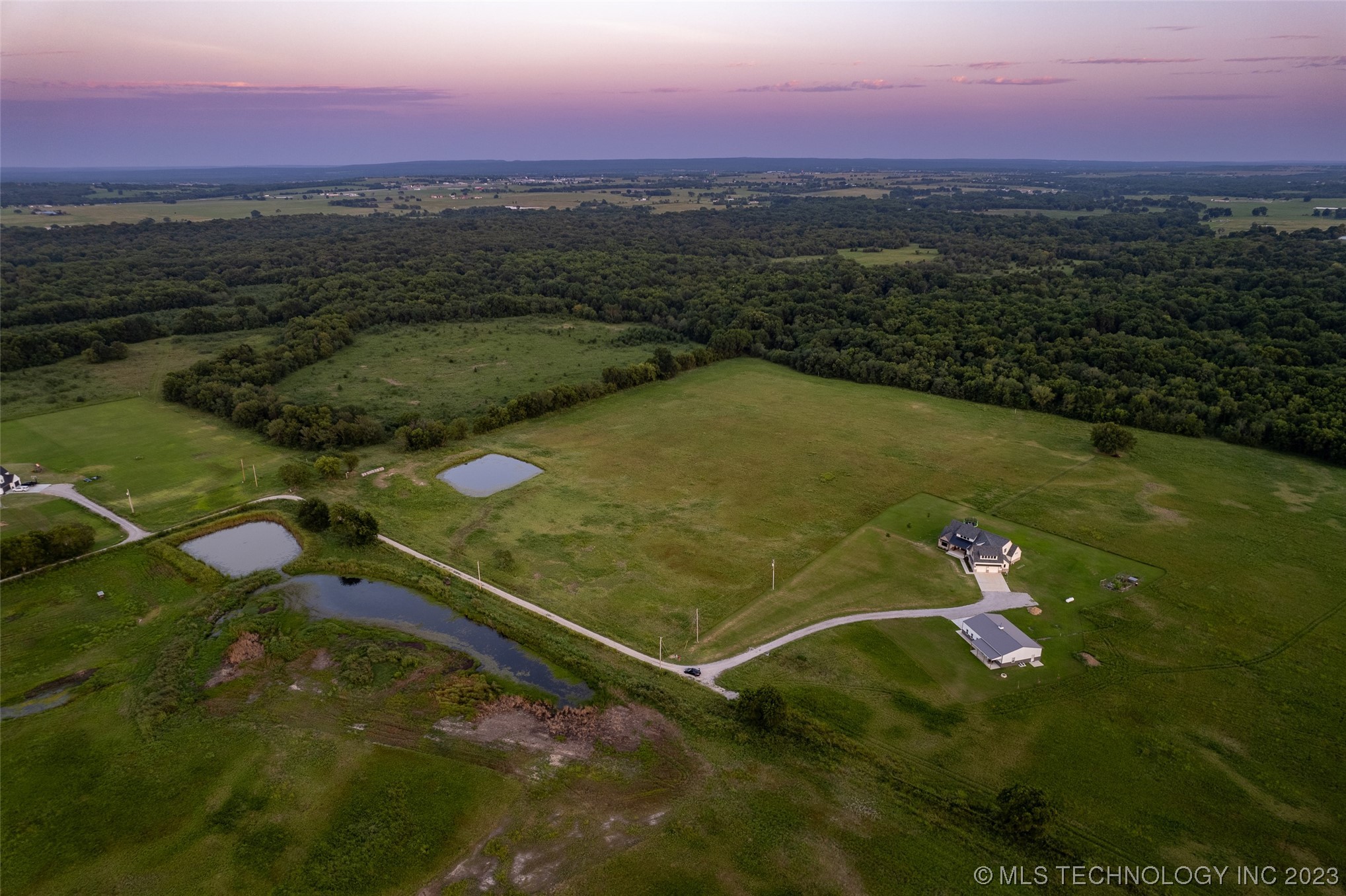 4550 W 201st Street S