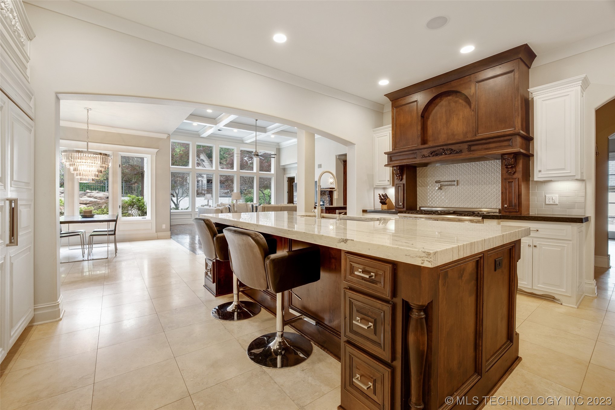 6709 E 109th Street S