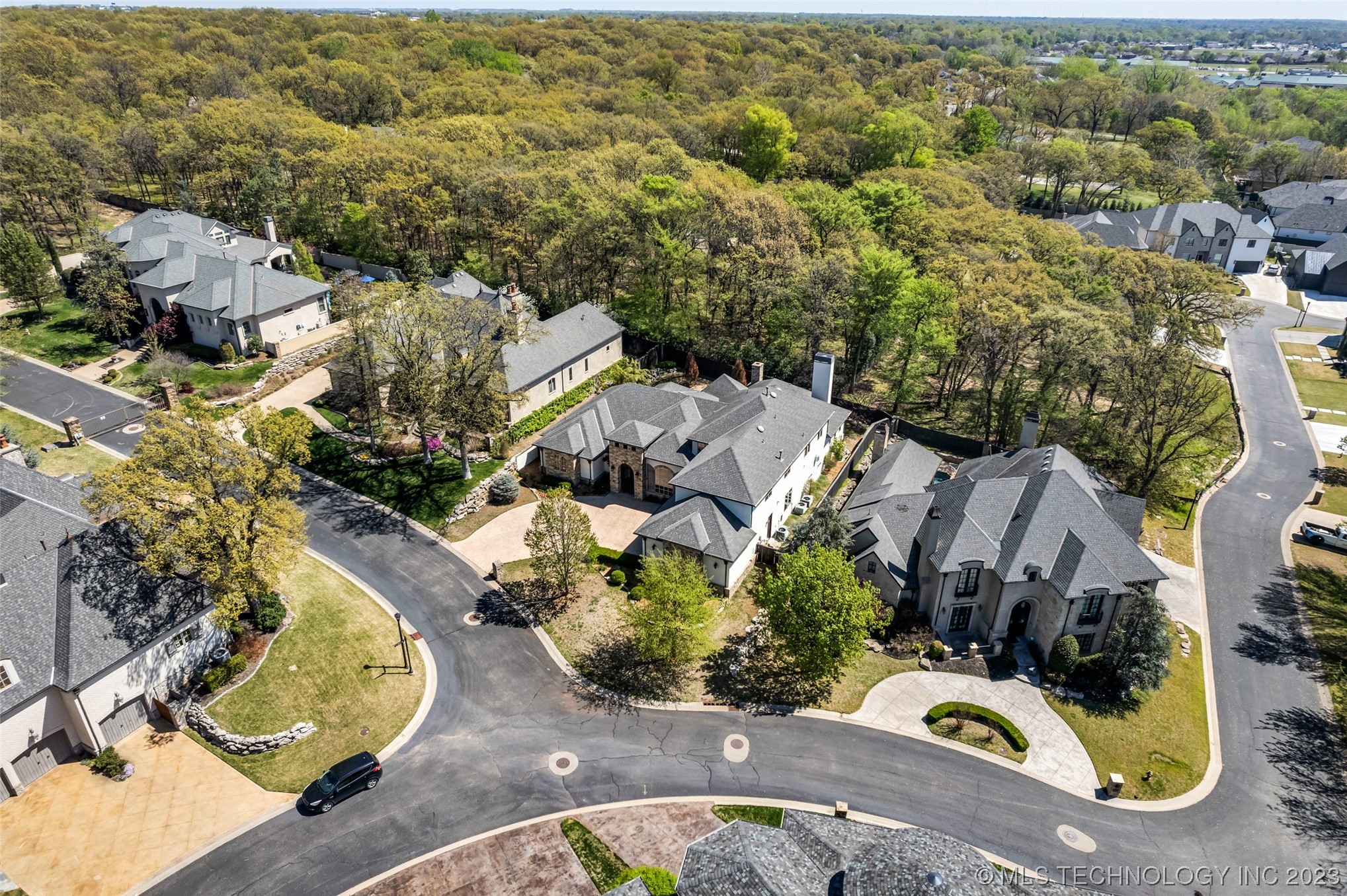 11905 S Kingston Avenue