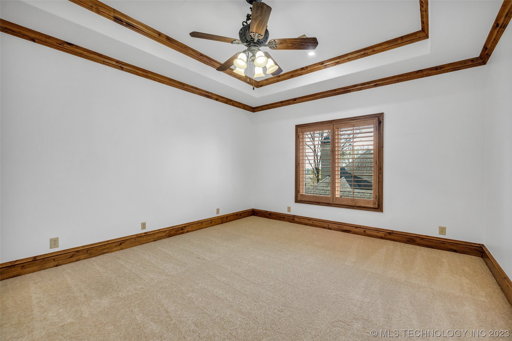 11905 S Kingston Avenue