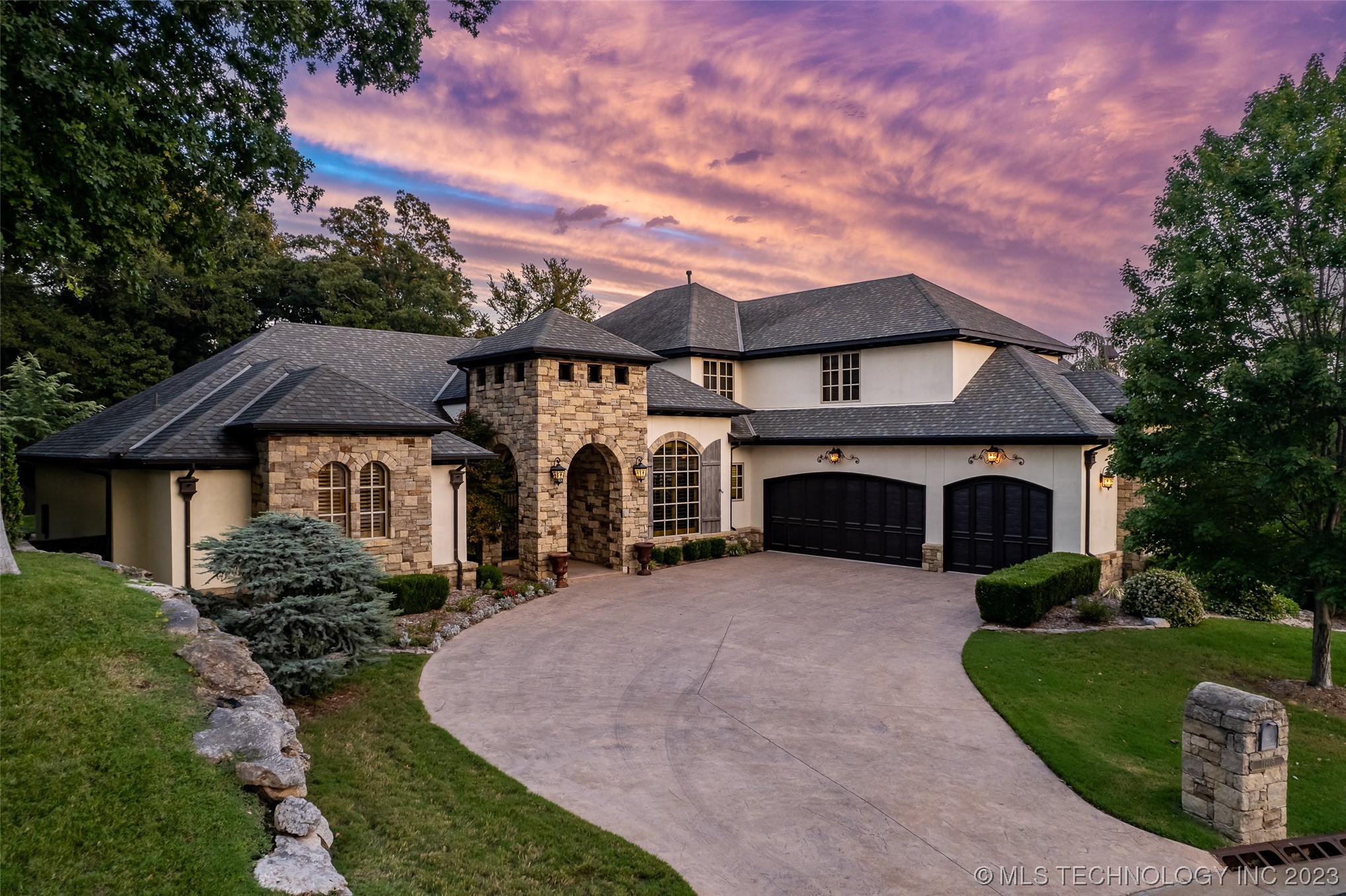 11905 S Kingston Avenue