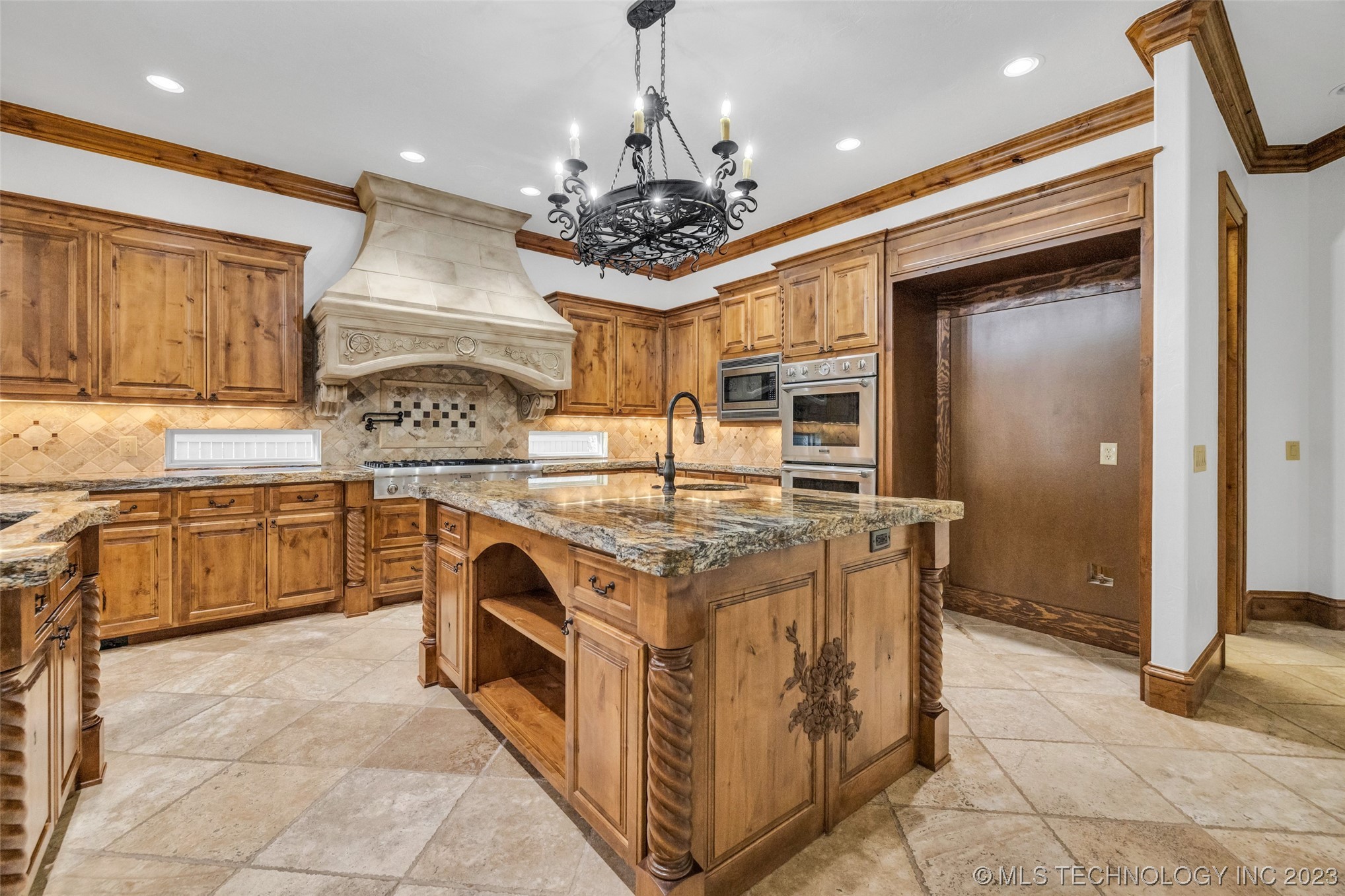 11905 S Kingston Avenue