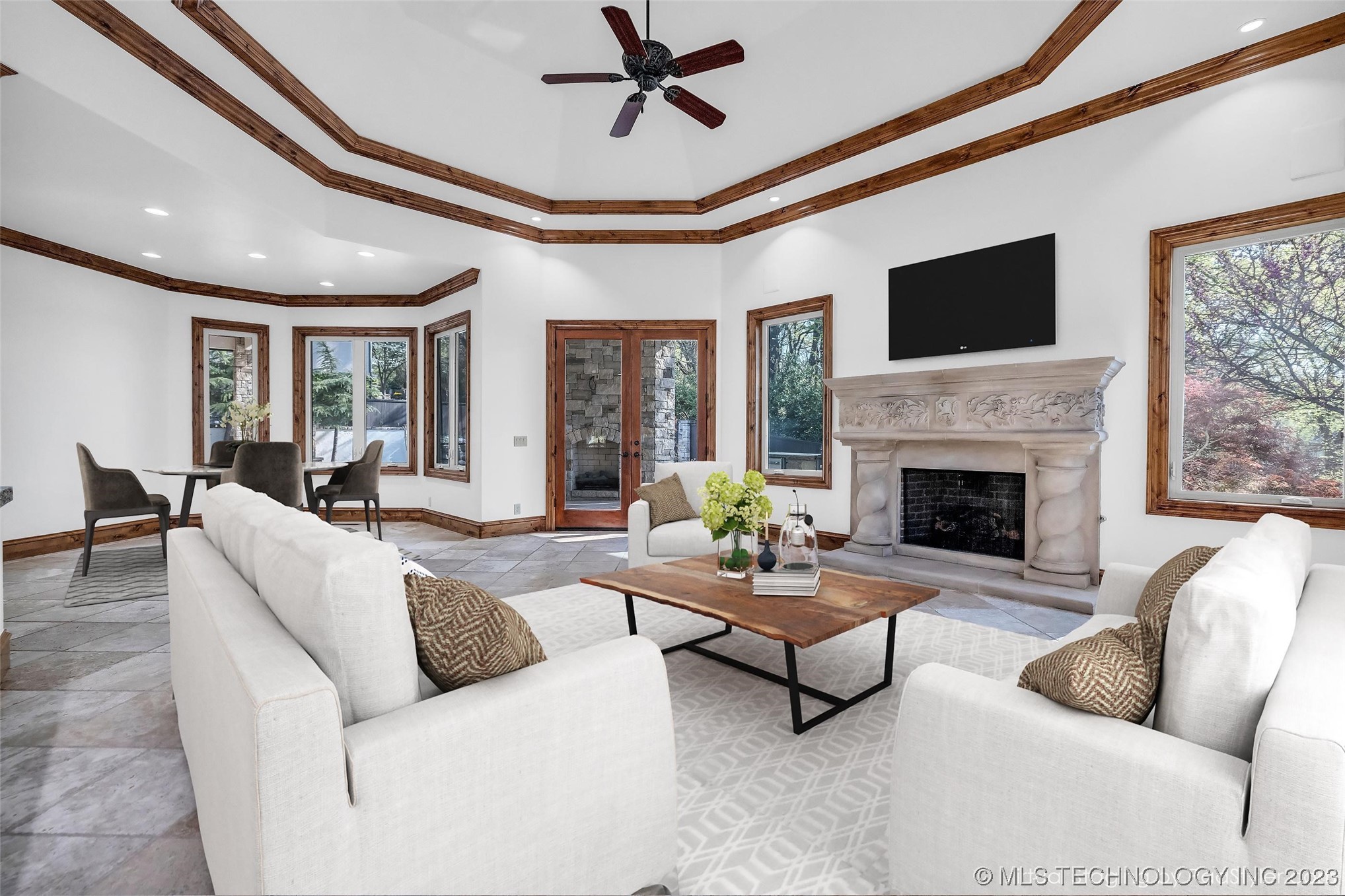 11905 S Kingston Avenue