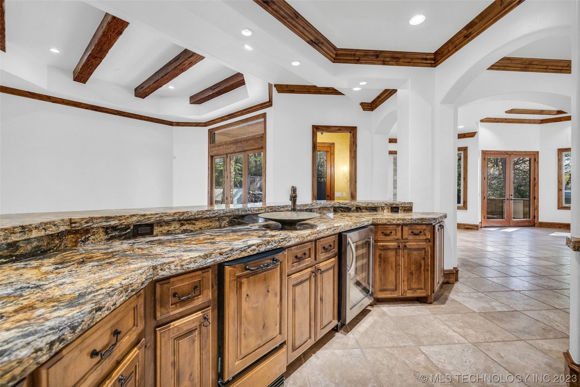 11905 S Kingston Avenue