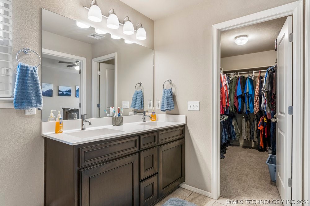 13640 S Kenosha Avenue