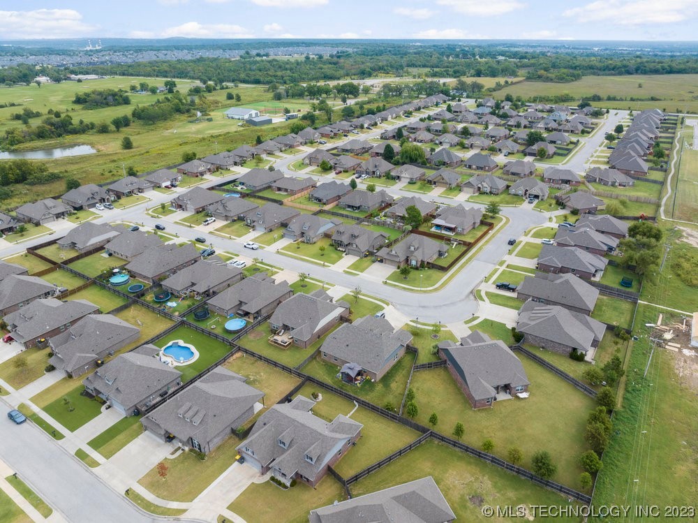 13640 S Kenosha Avenue