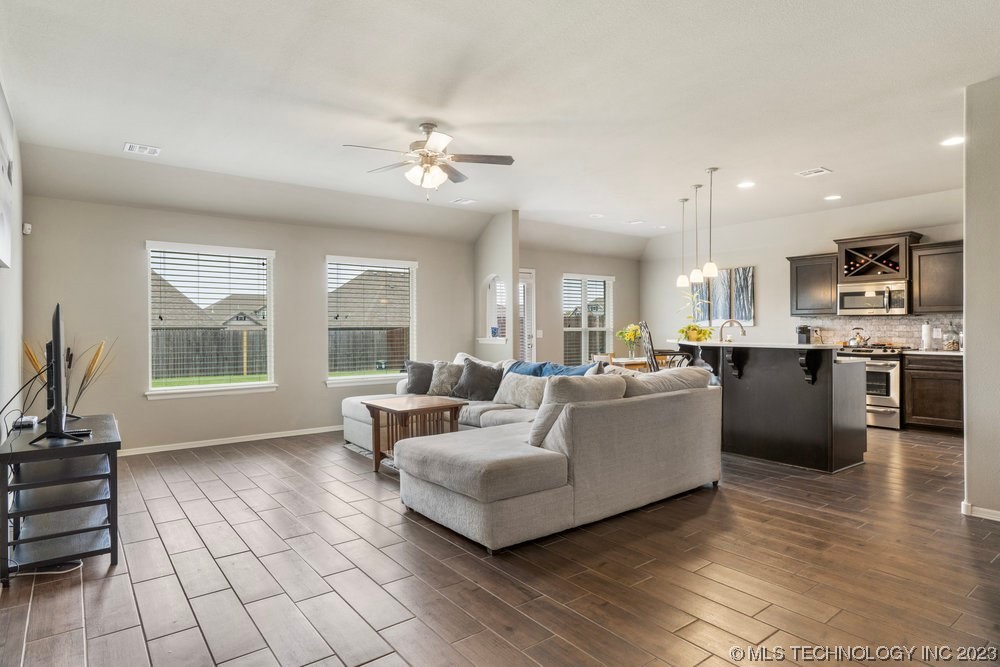 13640 S Kenosha Avenue