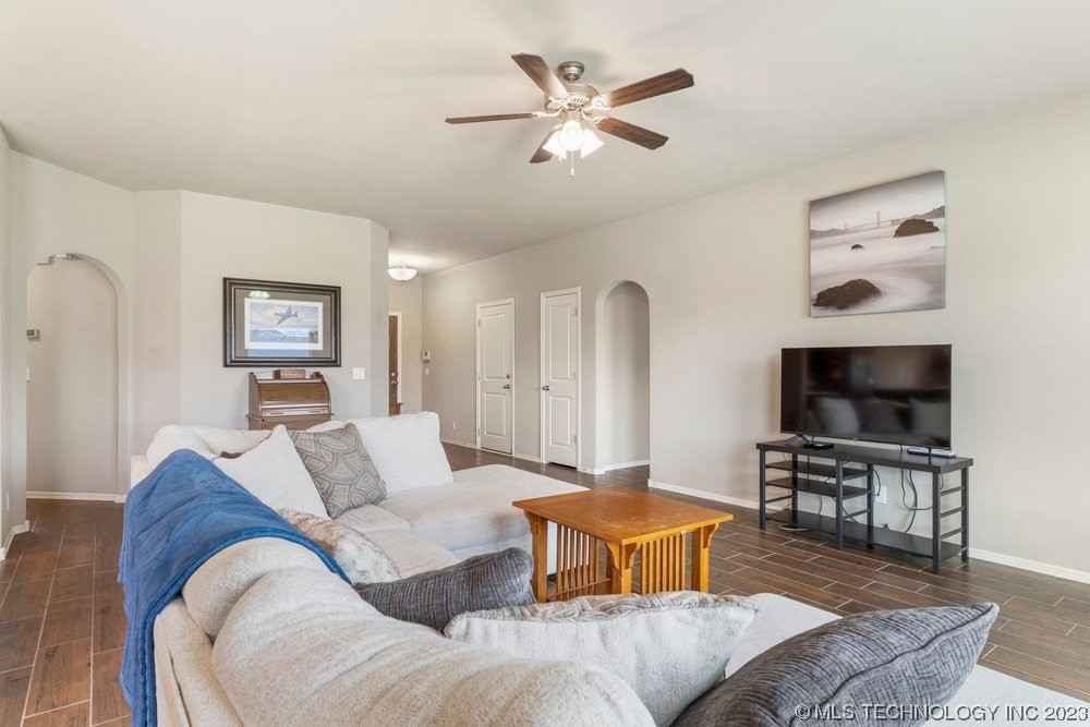 13640 S Kenosha Avenue