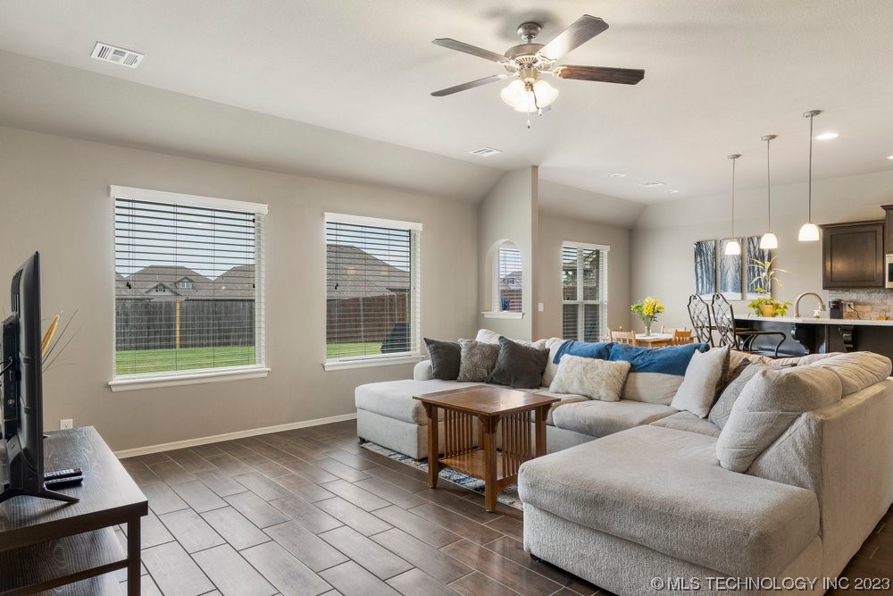 13640 S Kenosha Avenue