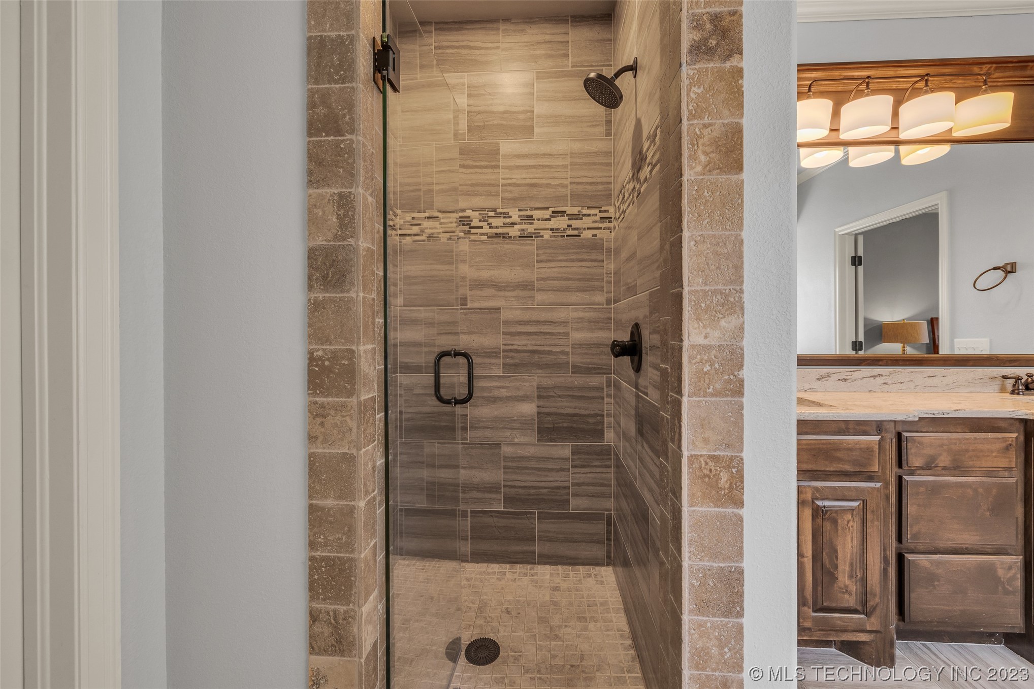 3116 S Gardenia Court