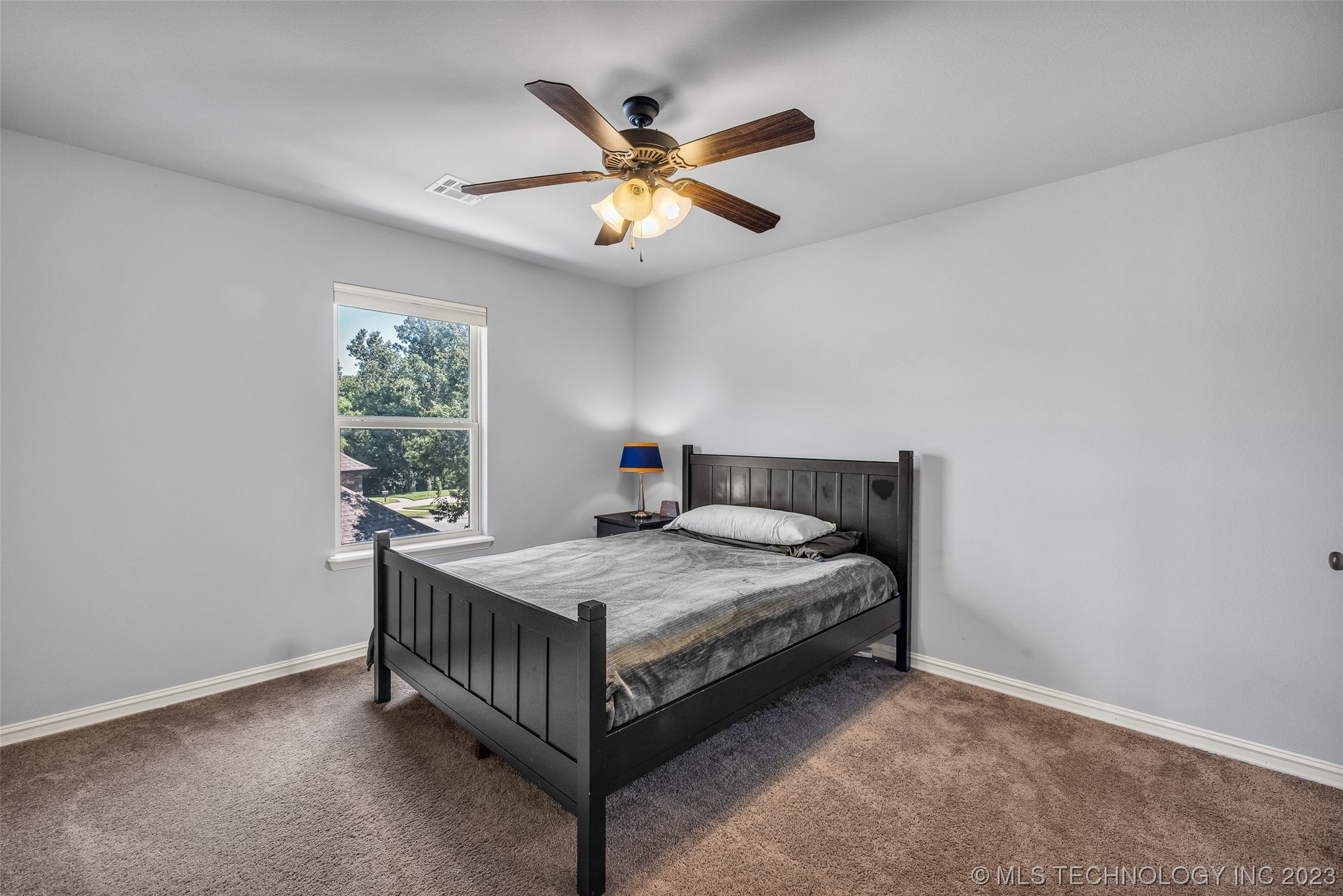 3116 S Gardenia Court