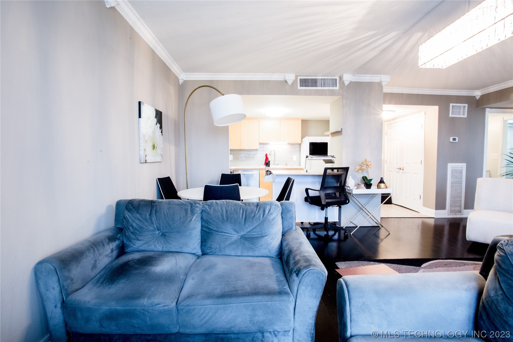 410 W 7th Street 2022