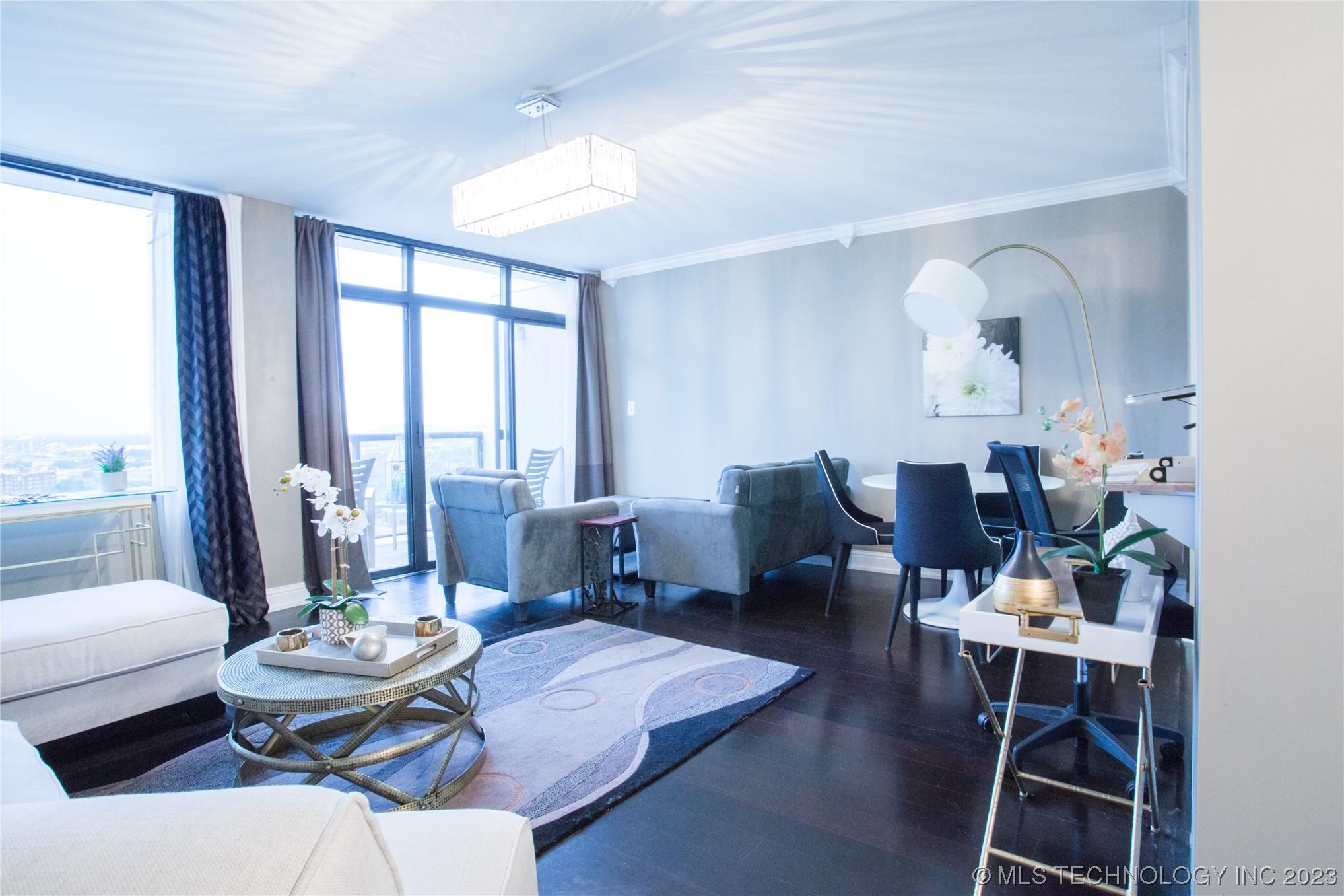 410 W 7th Street 2022