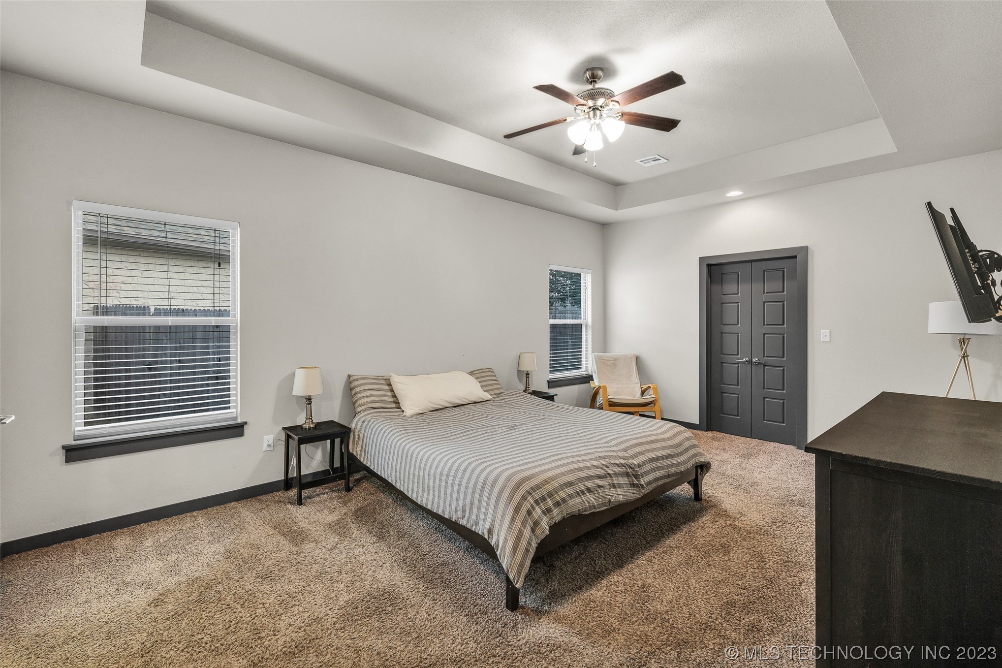 2523 W New Orleans Place