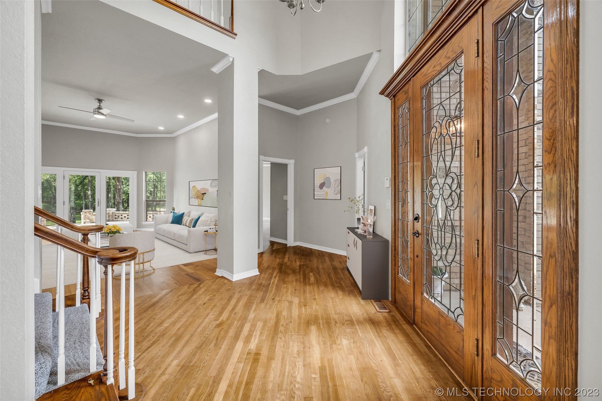 4704 W Oak Leaf Drive