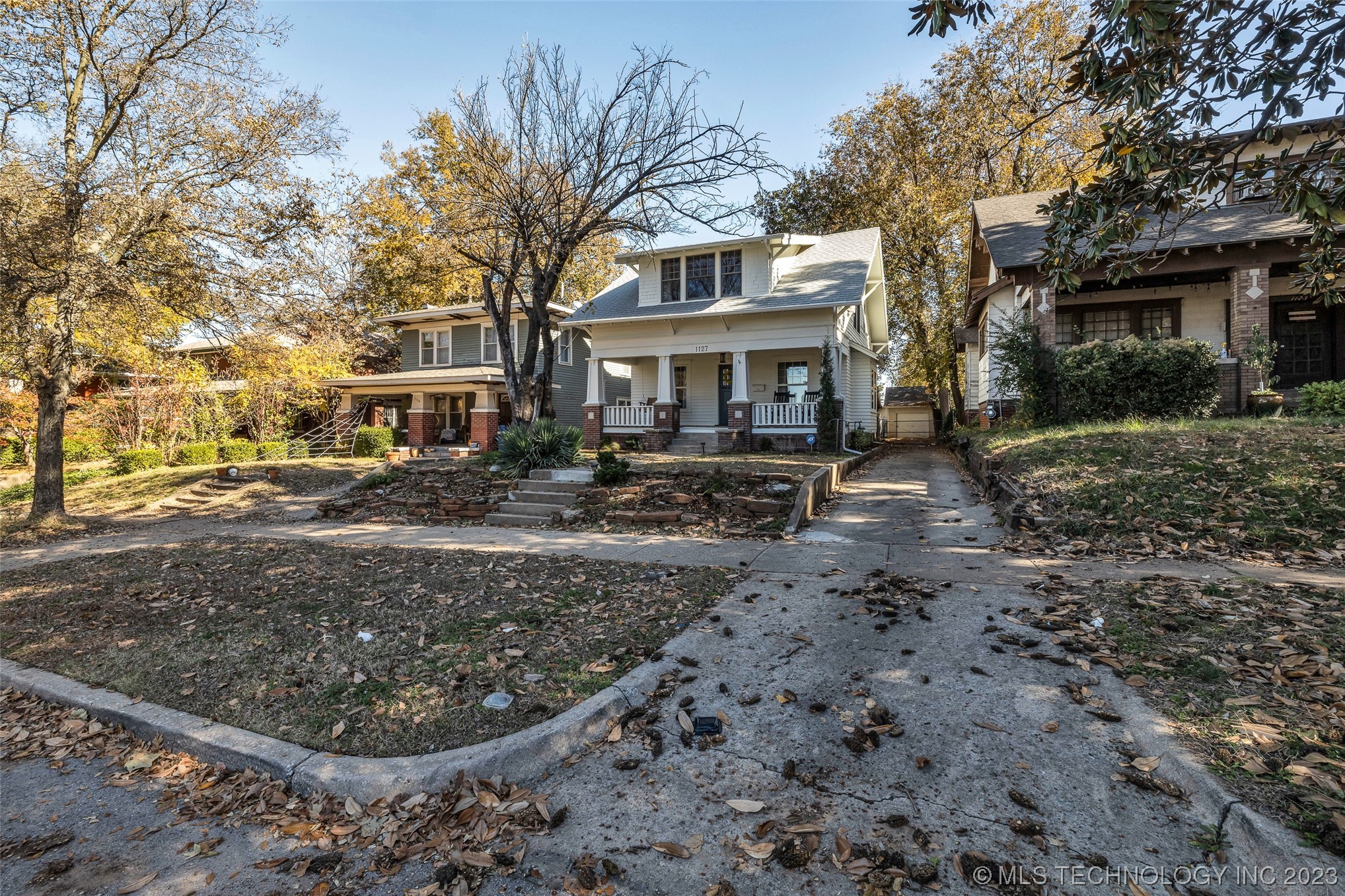 1127 N Denver Avenue