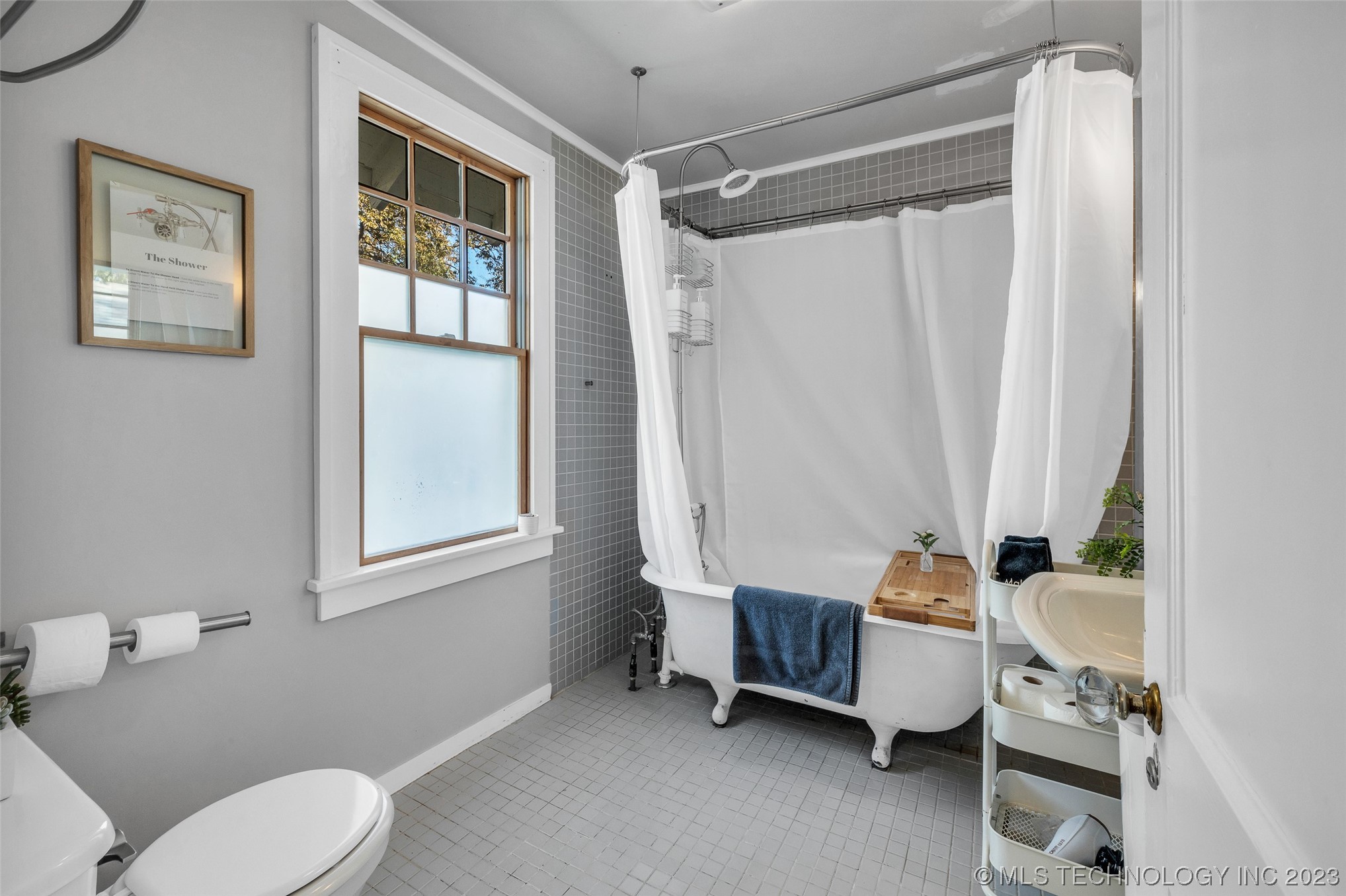 1127 N Denver Avenue