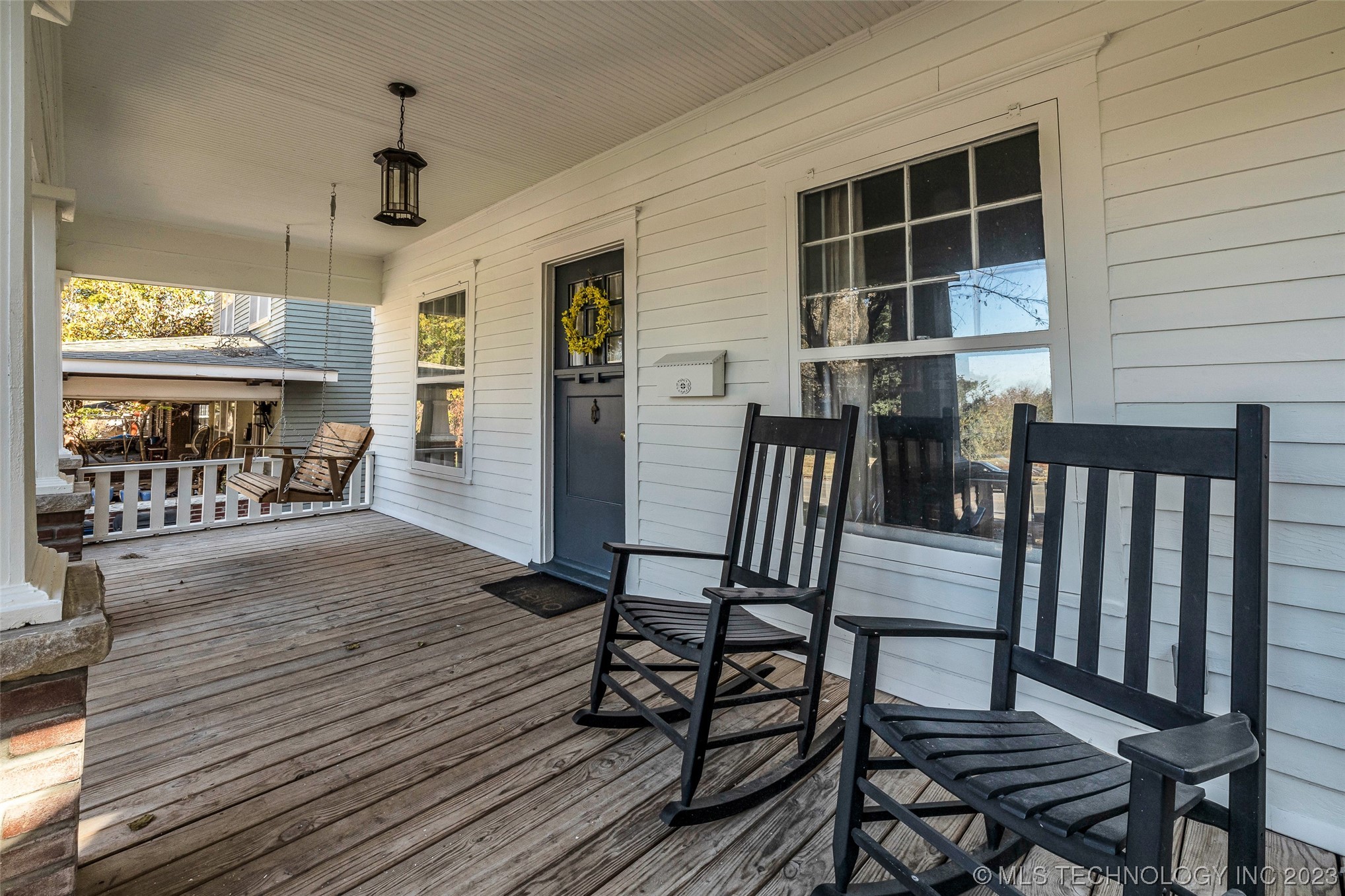 1127 N Denver Avenue