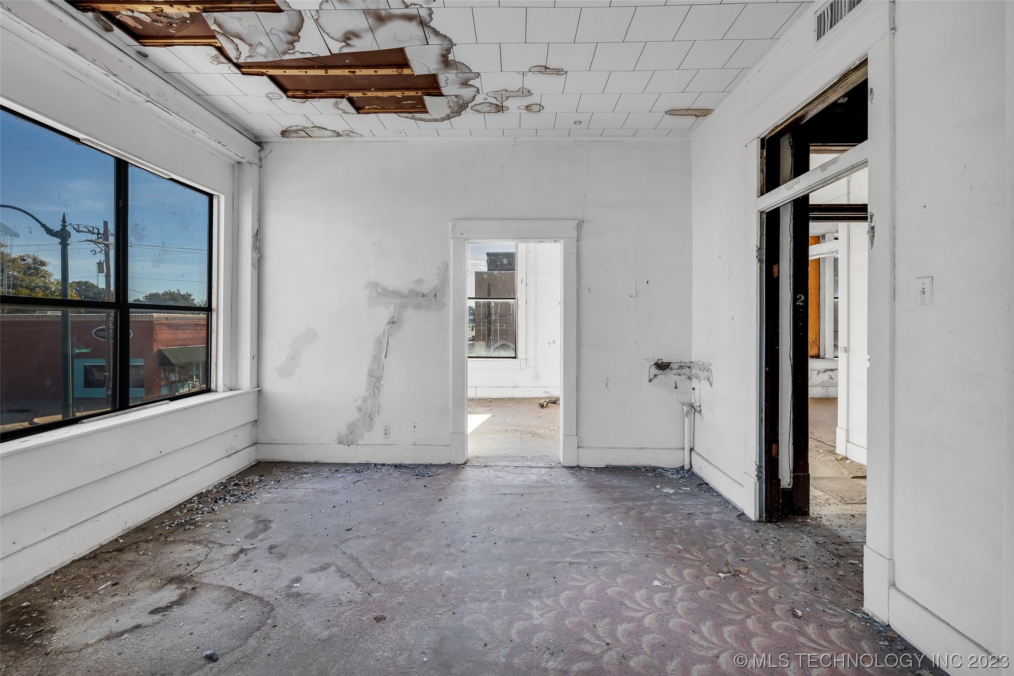 401 W Will Rogers Boulevard