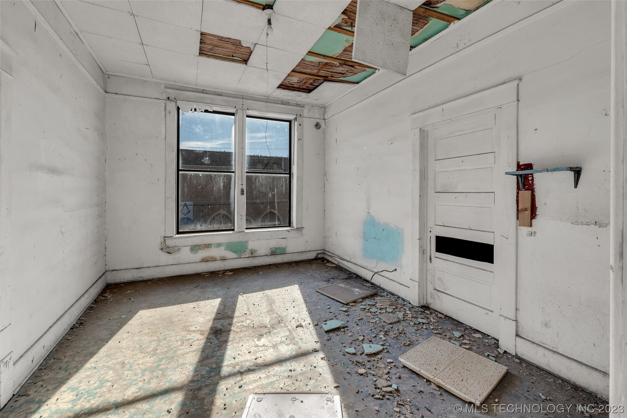 401 W Will Rogers Boulevard