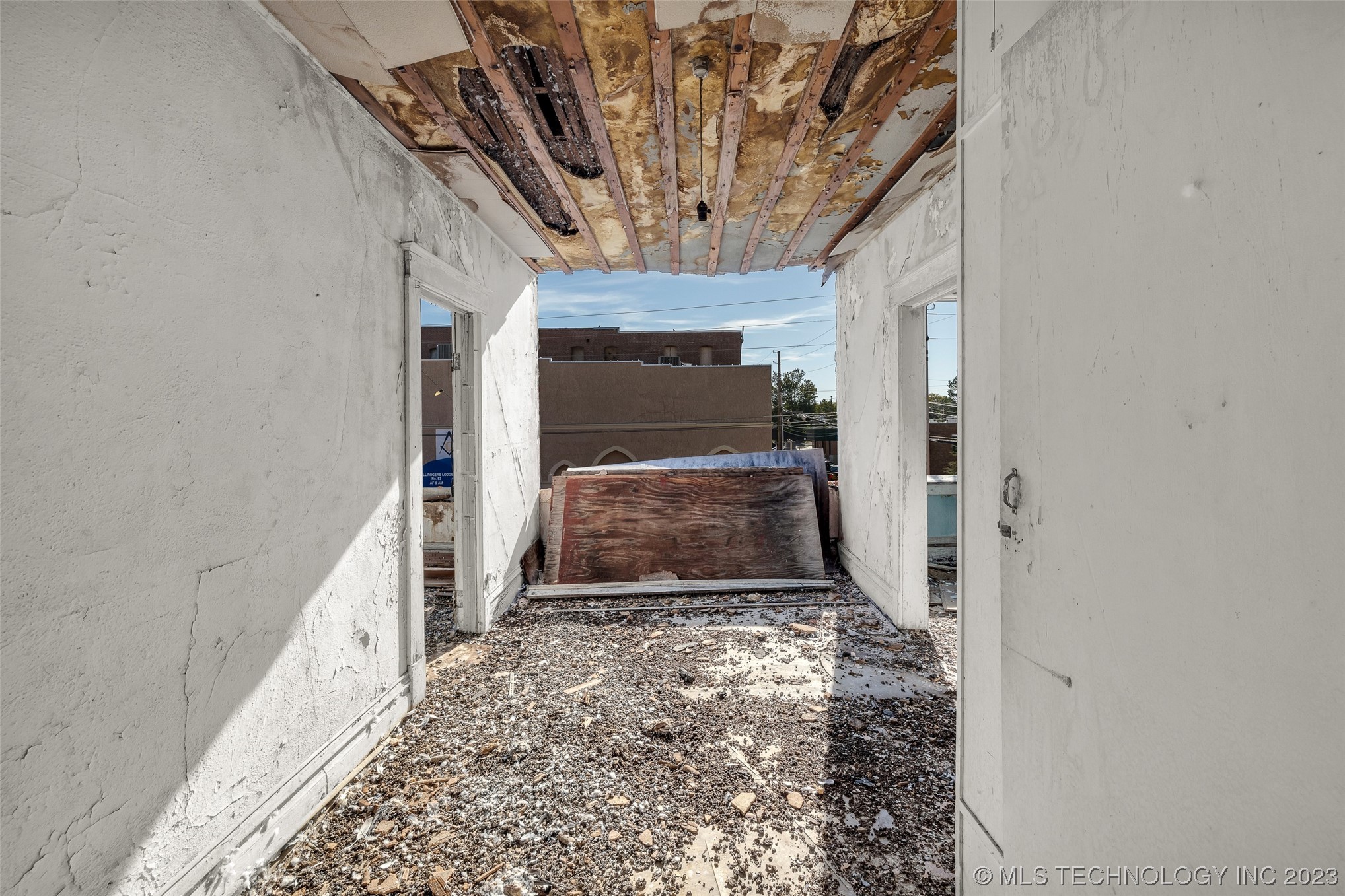 401 W Will Rogers Boulevard