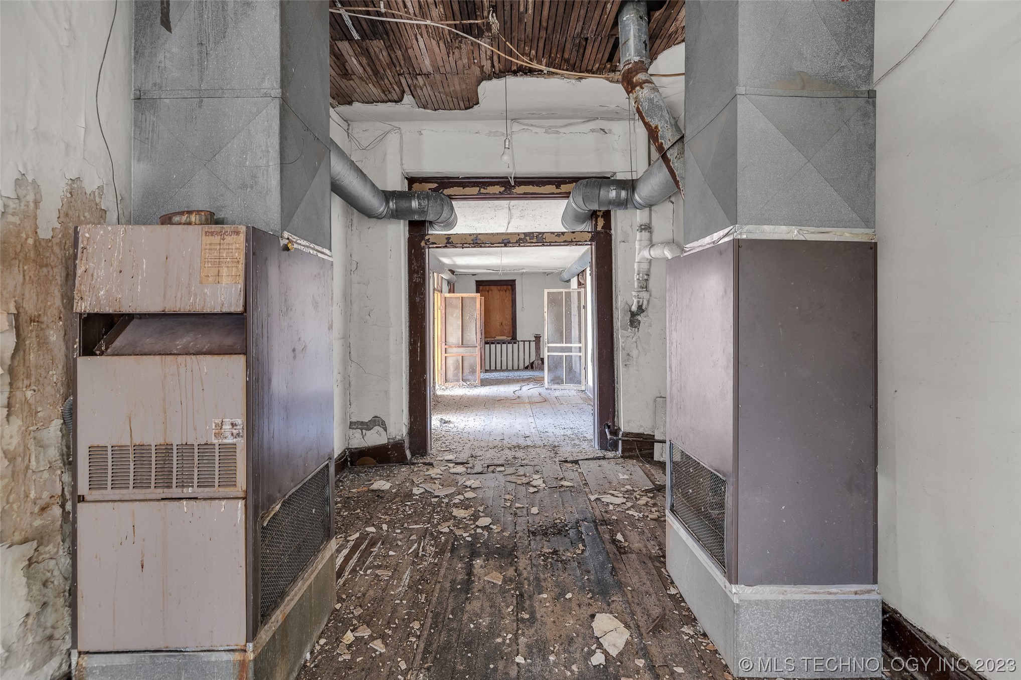 401 W Will Rogers Boulevard