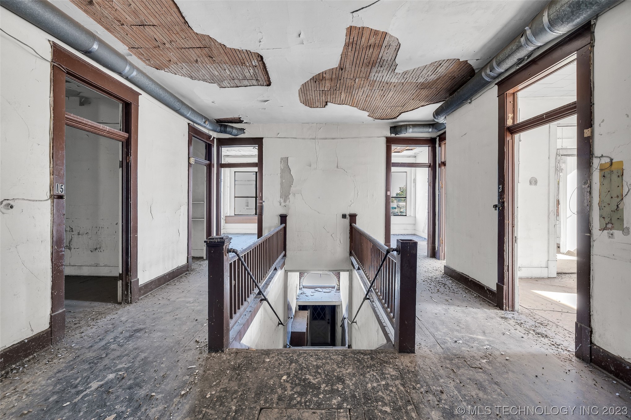 401 W Will Rogers Boulevard