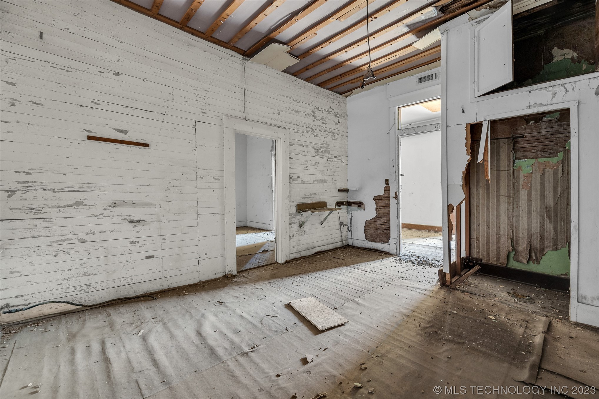 401 W Will Rogers Boulevard