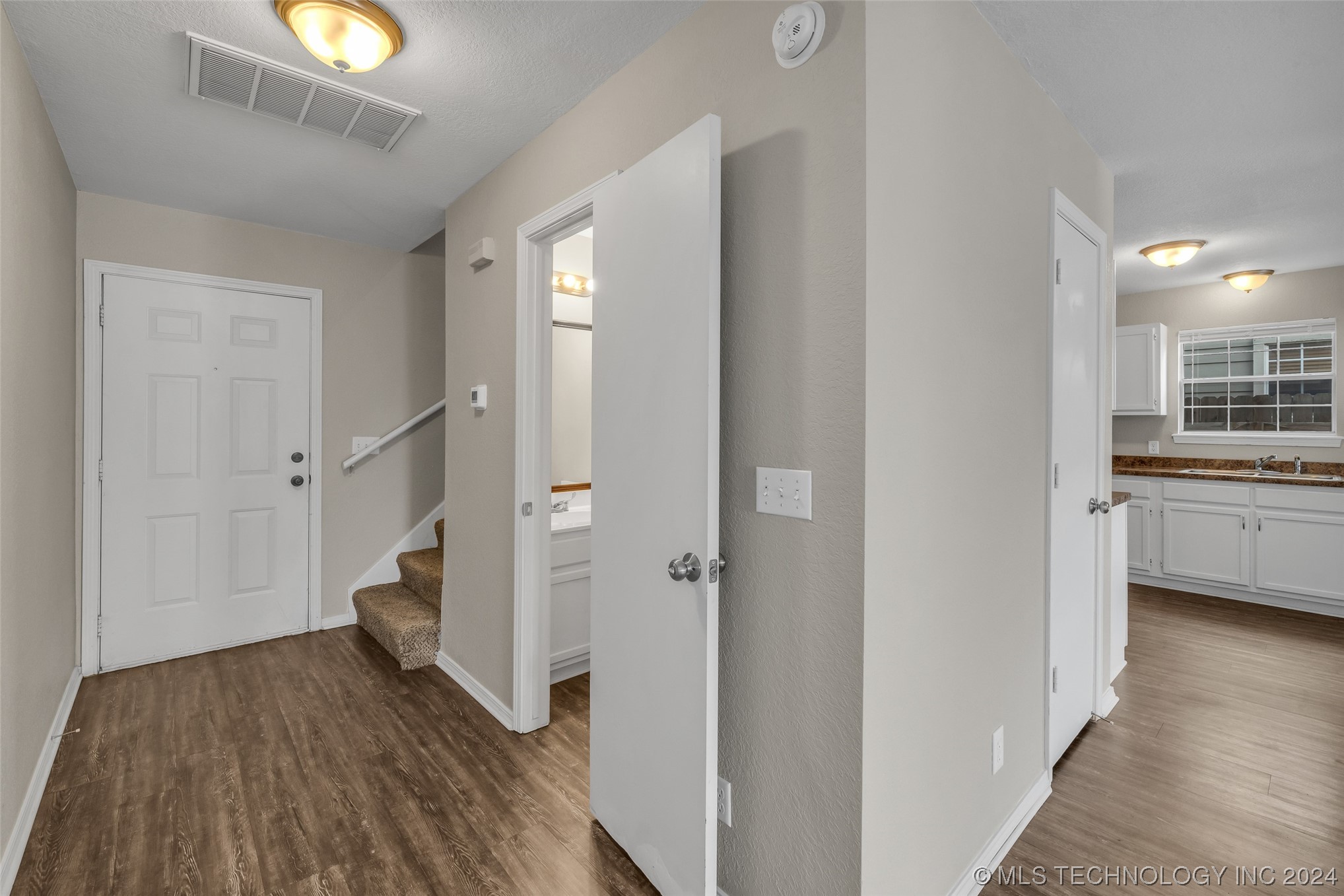 1104 W Florence Court