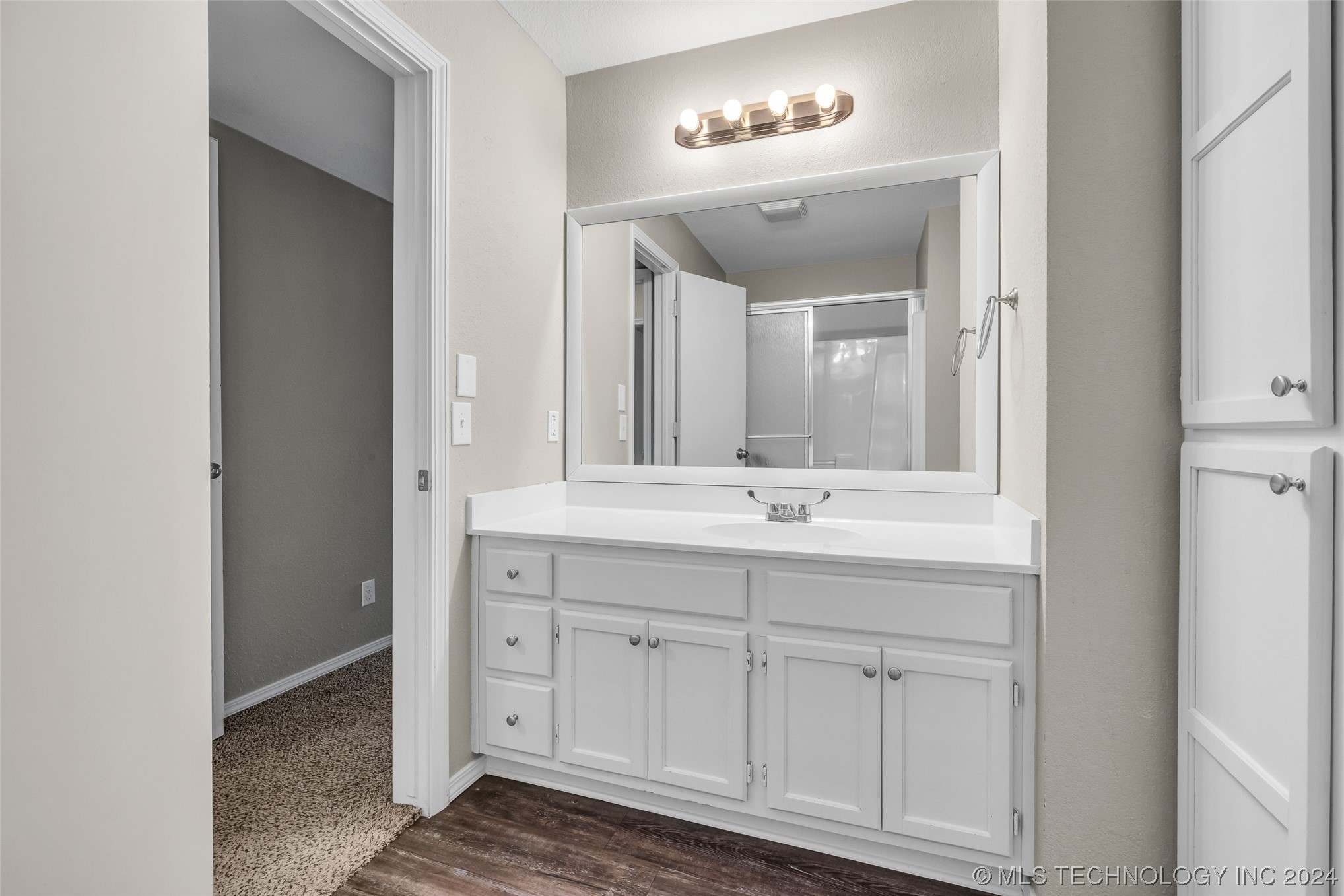 1104 W Florence Court