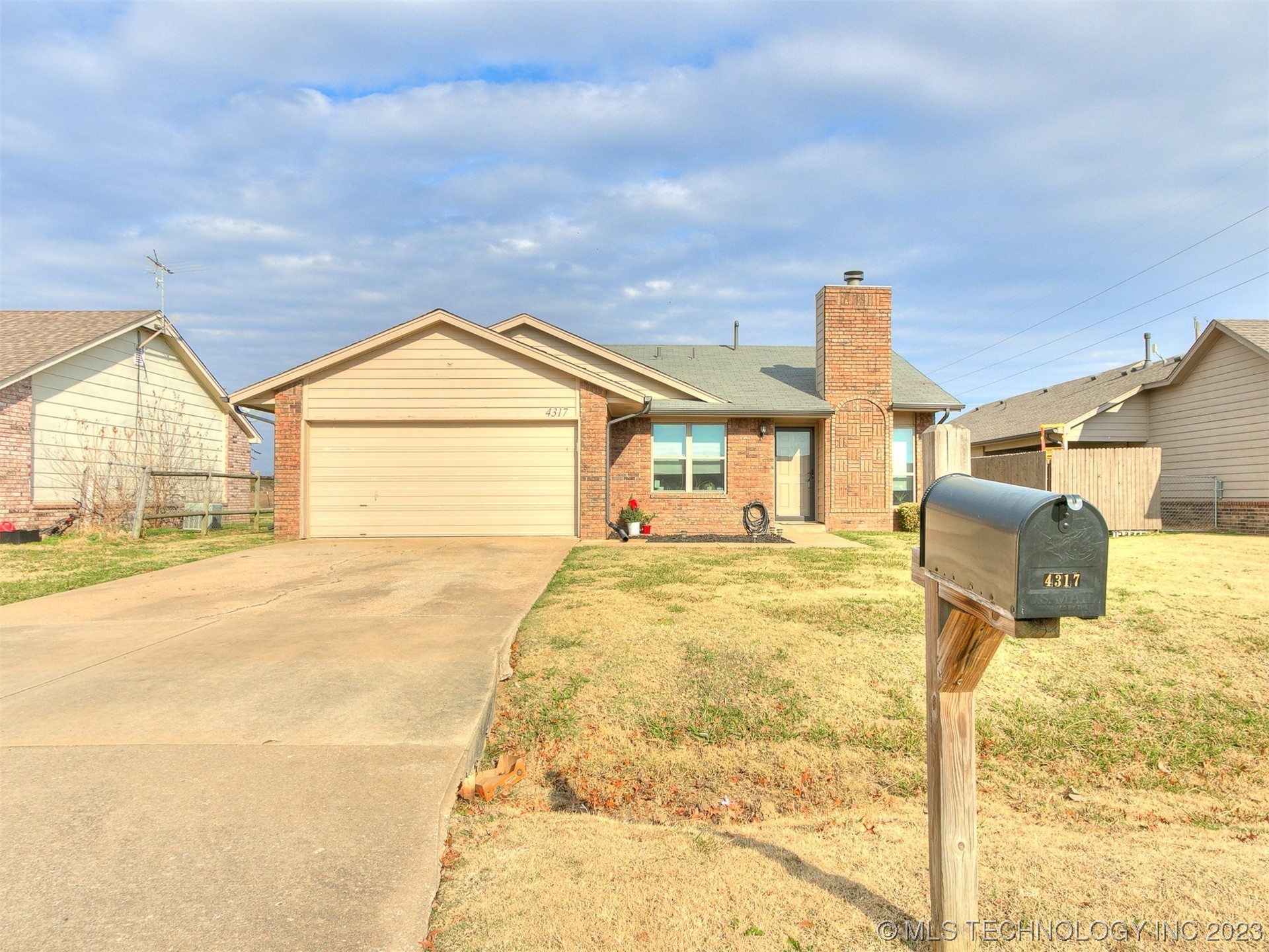 4317 E 101st Street N