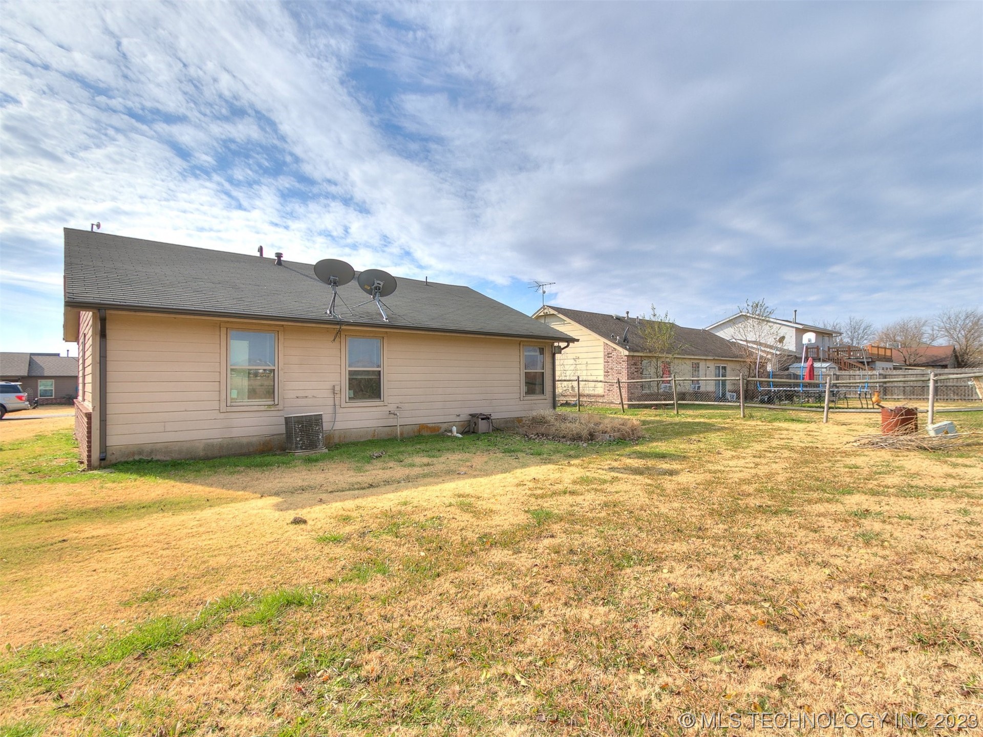 4317 E 101st Street N