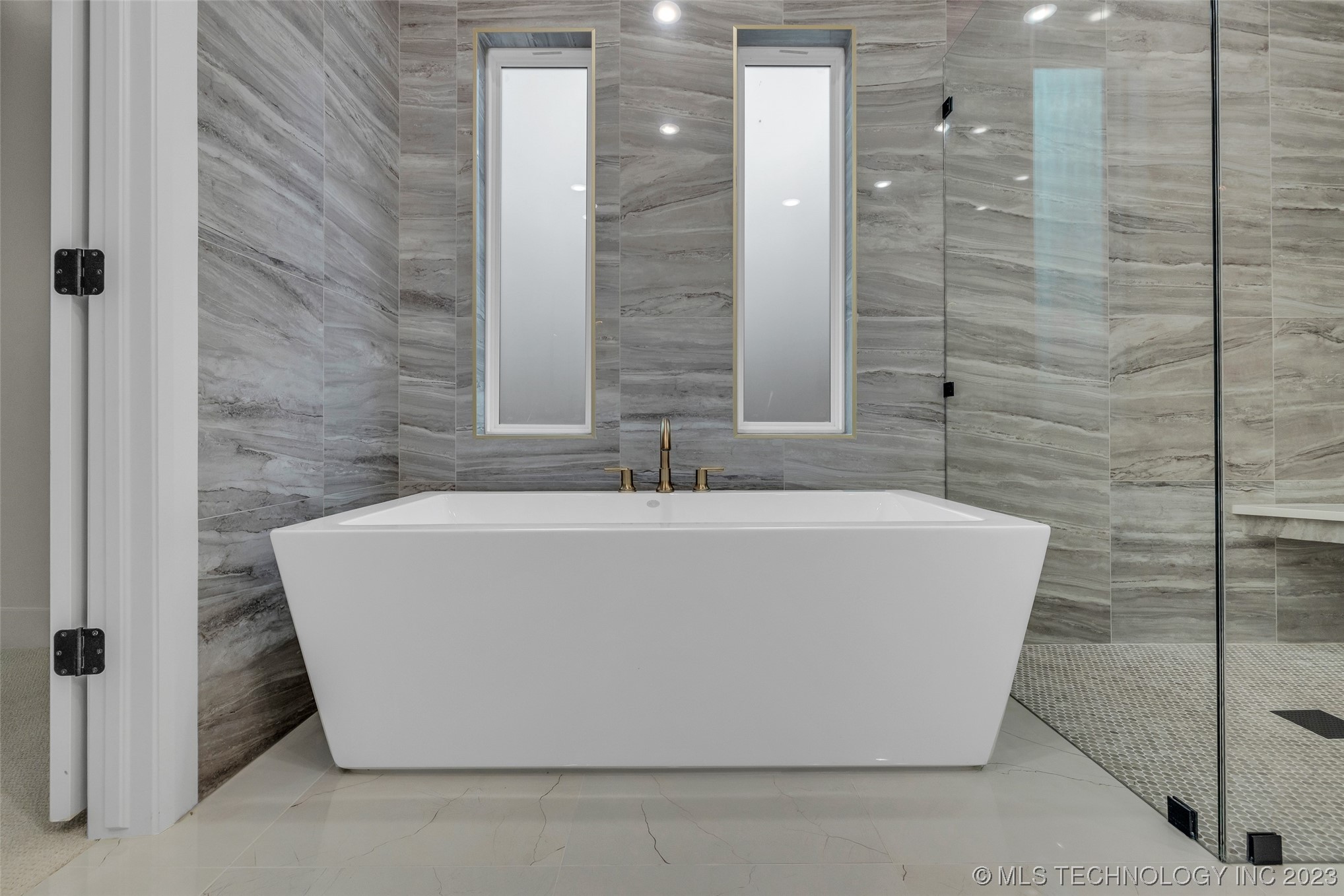 4211 S Cincinnati Avenue