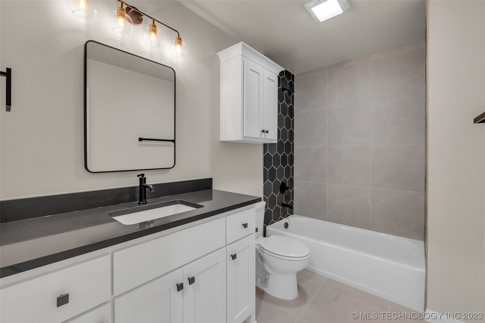 4211 S Cincinnati Avenue