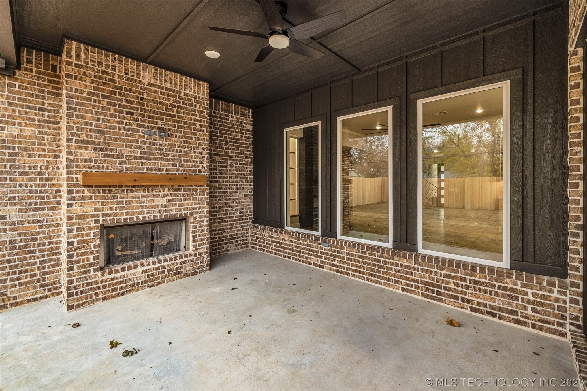 4211 S Cincinnati Avenue