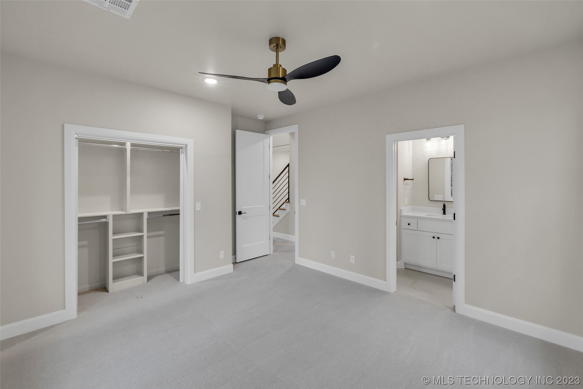 4211 S Cincinnati Avenue